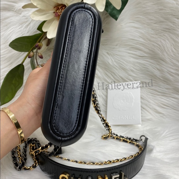 โจ๐ CHANEL Gabrielle Clutch On Chain Bag Big Strap ๐โจ - Picture 6 of 11